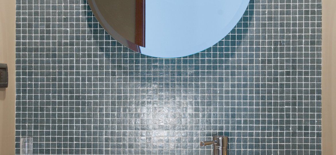  Armonie tinte-unite-rivestimento-mosaici-grigio-scuro-02 